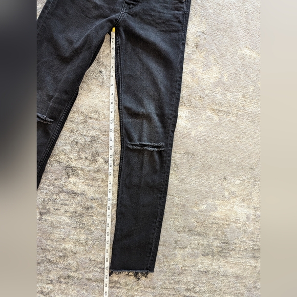 H&M Black Jeans - Picture 10 of 10
